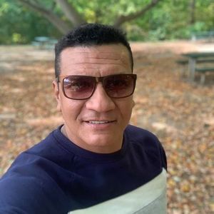 Meet your Posher, Eduardo